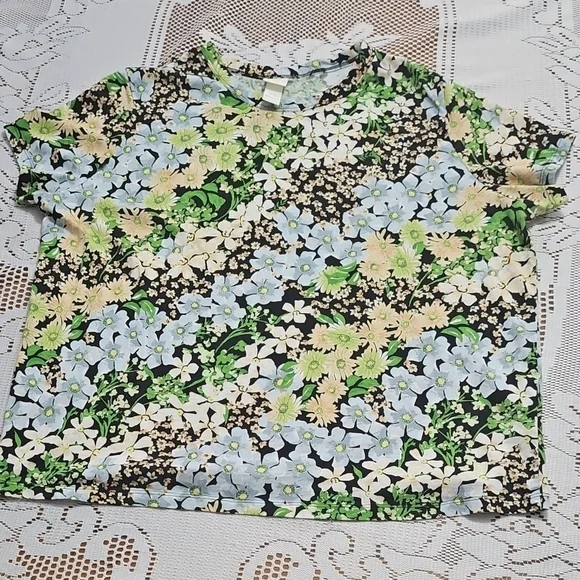 H&M Multicolor Floral T-Shirt - Picture 2 of 6